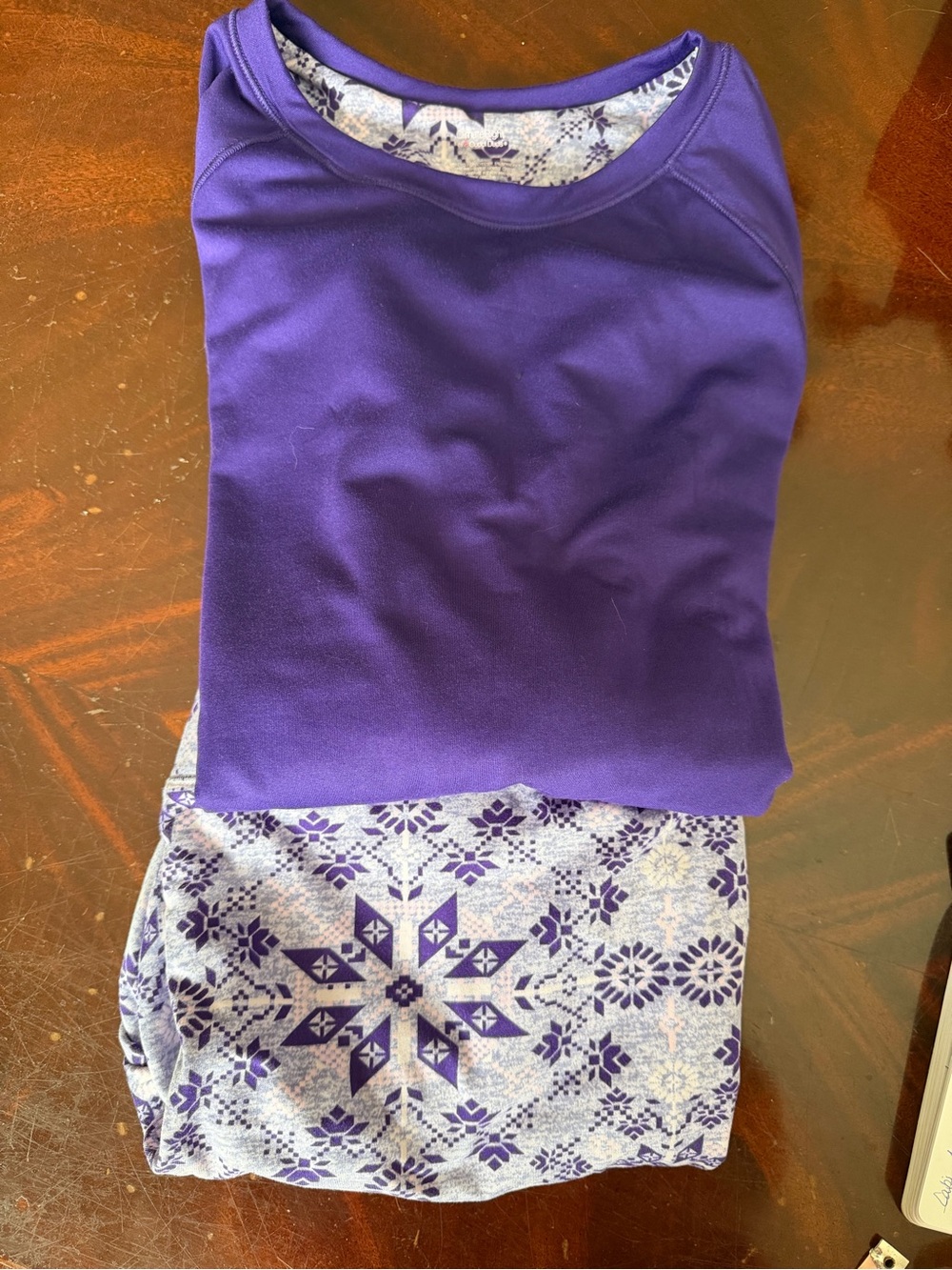 2-Piece ClimateRight Cuddl Duds Women’s L Base Layer Top Leggings Set • Purple